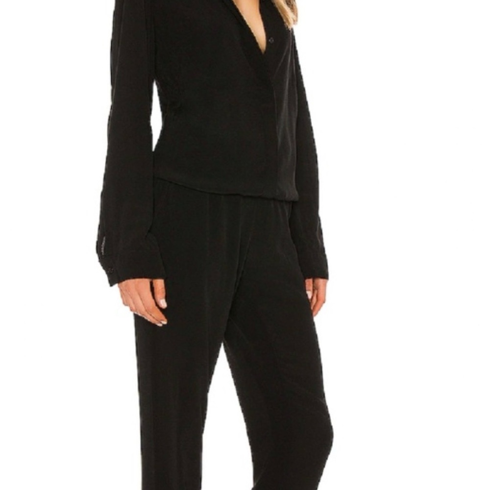 MONROW Crepe Long Sleeve Jumpsuit - Picture 3 of 10